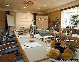 Harheimer Hof מלון 4*