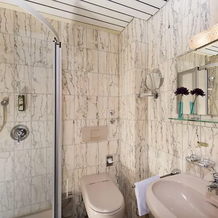 Otel Harheimer Hof 4*