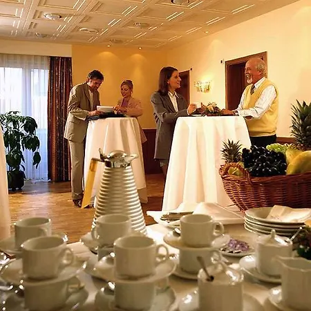Harheimer Hof Hotel
